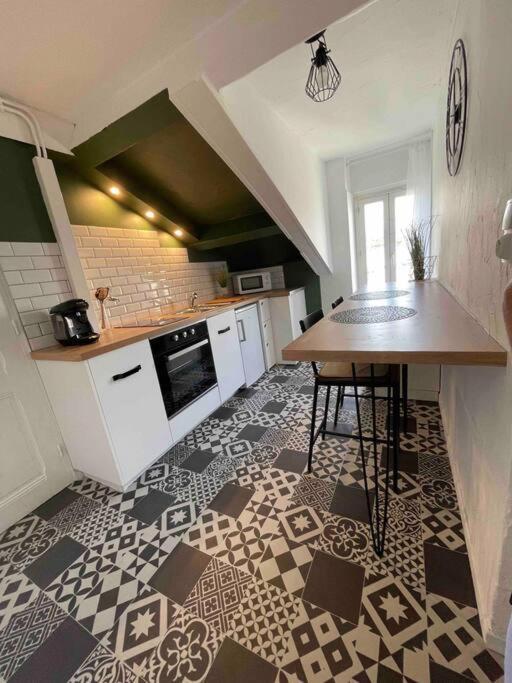 Studio Cosy, En Centre, Proche Gare, Vue Degagee Valence  Extérieur photo
